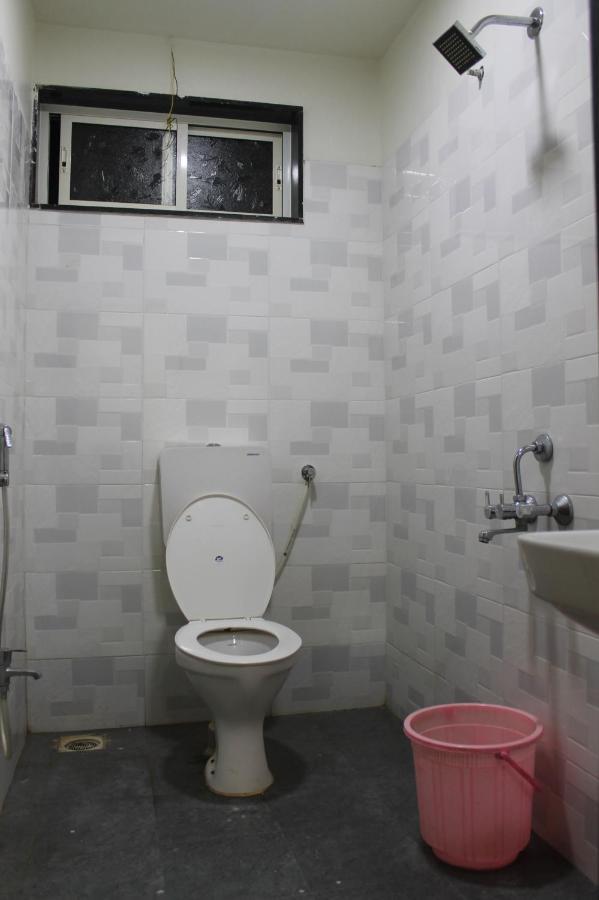 Mukesh Residency Hotel Pune Exterior foto