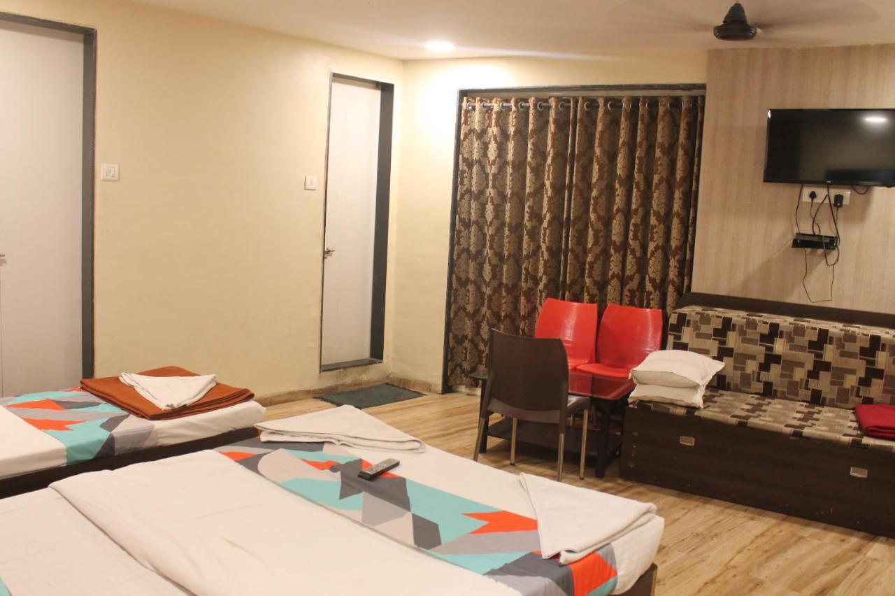 Mukesh Residency Hotel Pune Exterior foto